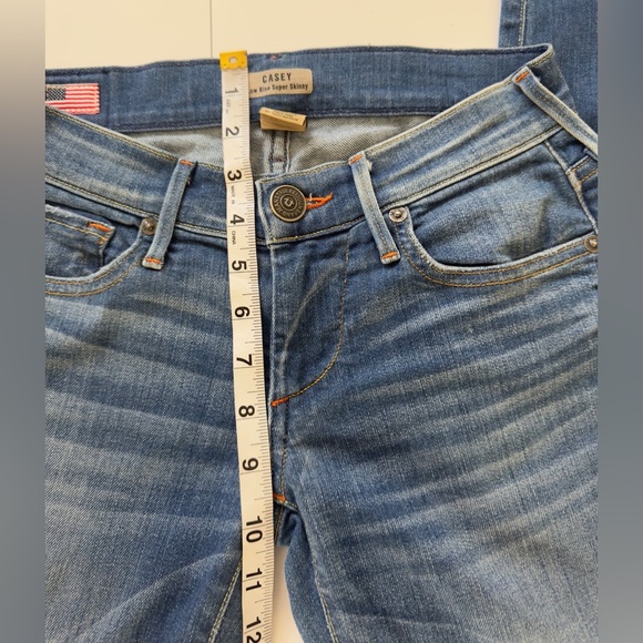 True Religion Women's Blue Skinny Jeans 👖 💙 - Picture 7 of 12